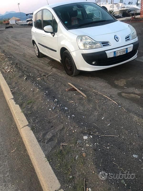 Usata Renault Modus 88 CV (64 kW) 2011 Bianco Monovolume