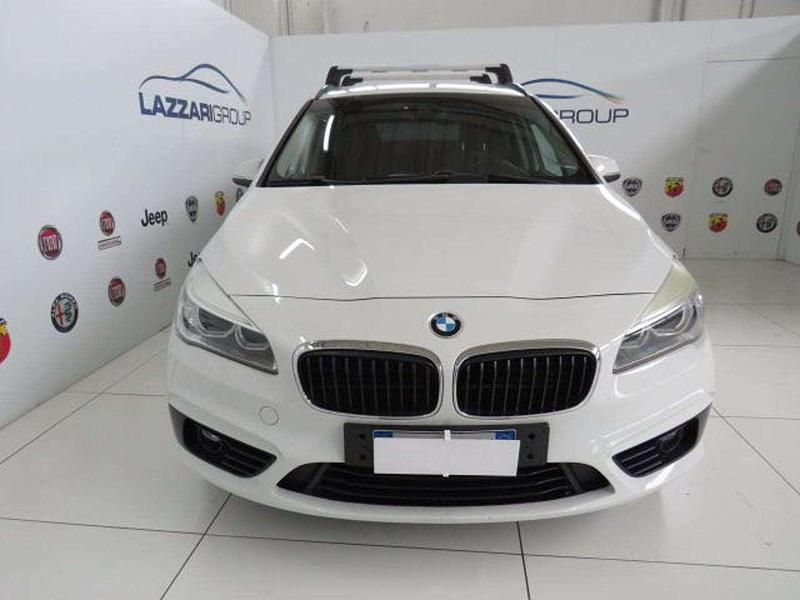 Usata BMW 218 Gran Tourer Sport Line 150 CV (110 kW) 2016 Bianco Monovolume