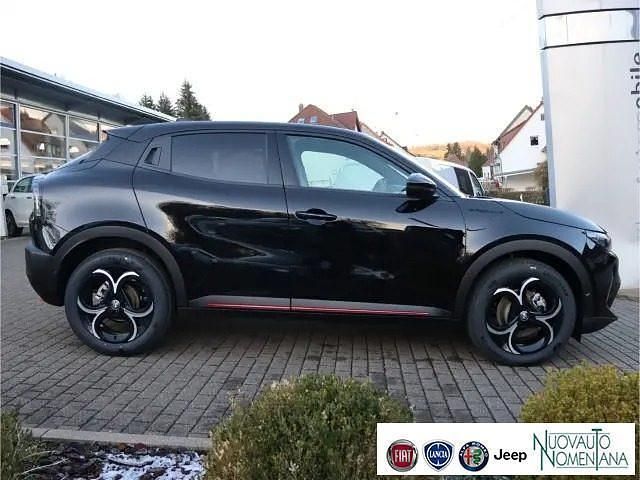 Nuova Alfa Romeo Junior Edizione Speciale 135 CV (99 kW) 2025 Nero SUV