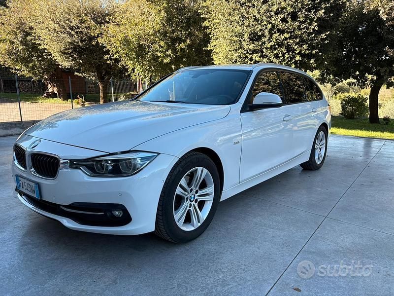 Usata BMW 318 Sport Line 150 CV (110 kW) 2015 Bianco Berlina