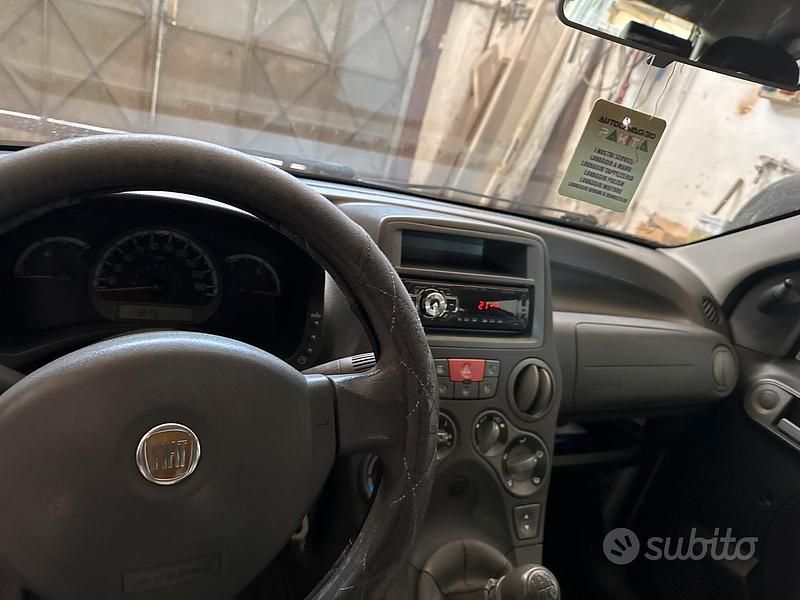 Usata Fiat Panda 77 CV (56 kW) 2010 Bianco Utilitaria