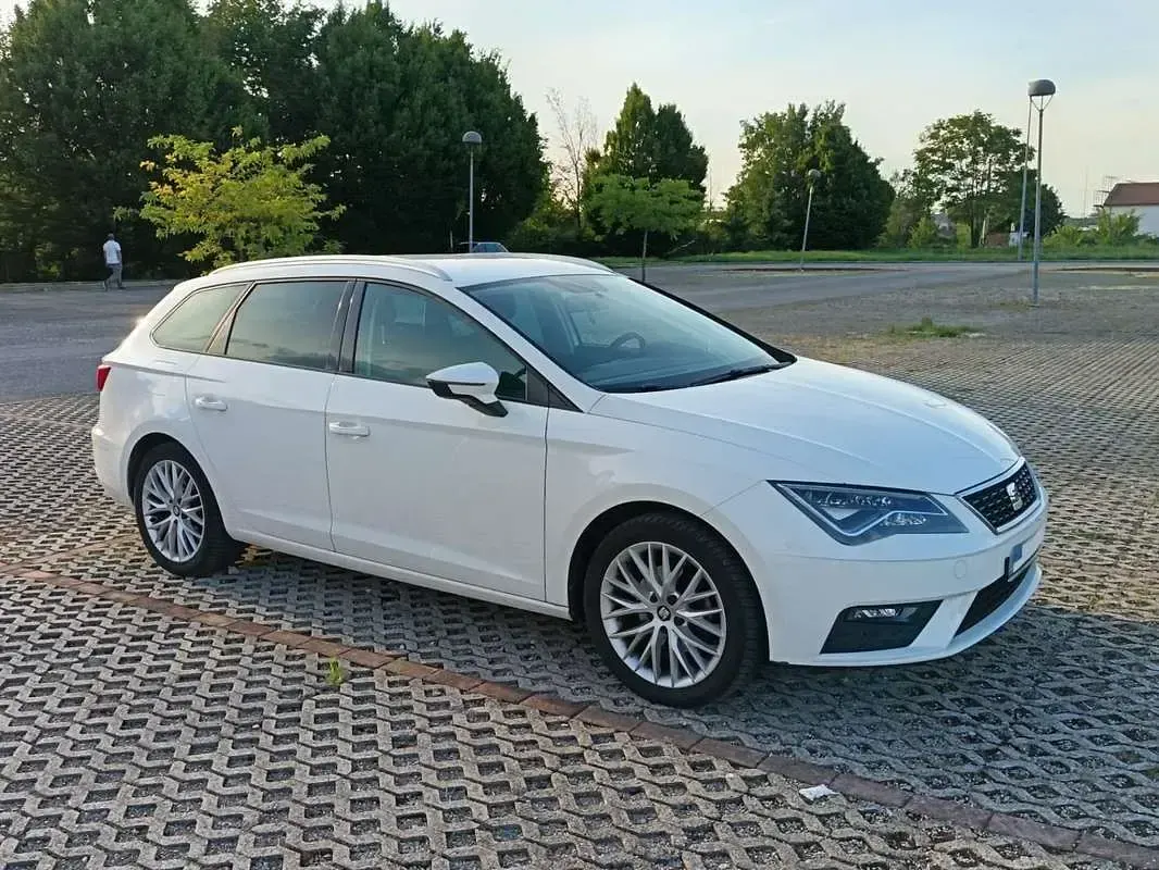 Usata Seat Leon ST Style 110 CV (80 kW) 2018 Station wagon