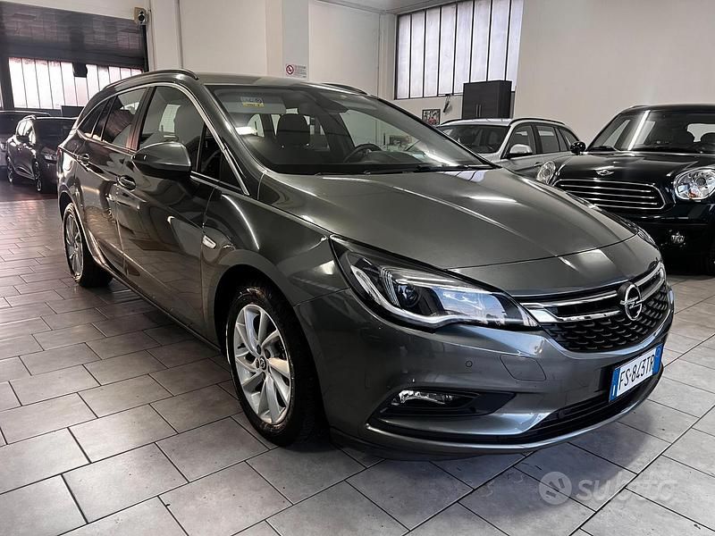 Usata Opel Astra Innovation 110 CV (80 kW) 2018 Grigio Station wagon