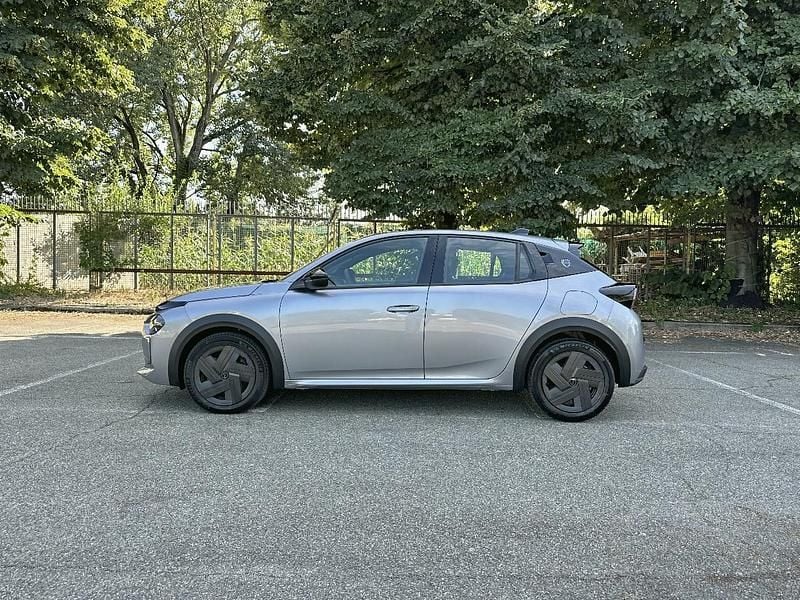 Nuova Lancia Ypsilon 101 CV (74 kW) 2025 Grigio Utilitaria