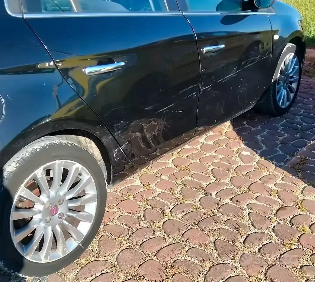 Usata Fiat Bravo 120 CV (88 kW) 2010 Utilitaria