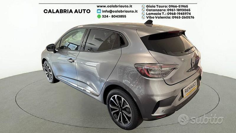 Nuova Renault Clio V Techno 100 CV (73 kW) 2025 Grigio Berlina