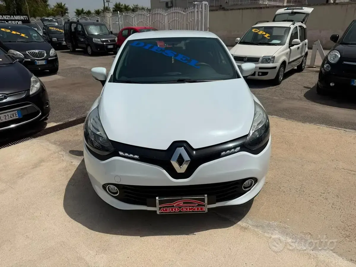 Usata Renault Clio IV Life 75 CV (55 kW) 2015 Bianco Berlina
