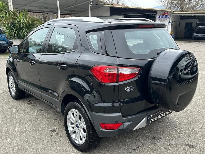 Usata Ford Ecosport Titanium 90 CV (66 kW) 2015 Nero SUV
