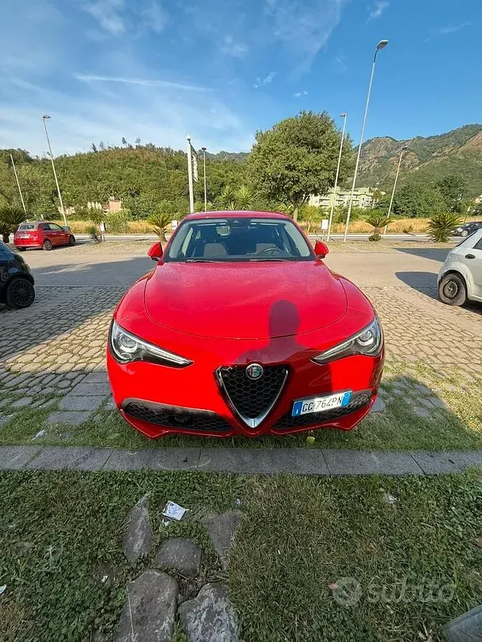 Usata Alfa Romeo Stelvio 160 CV (117 kW) 2021 Rosso SUV