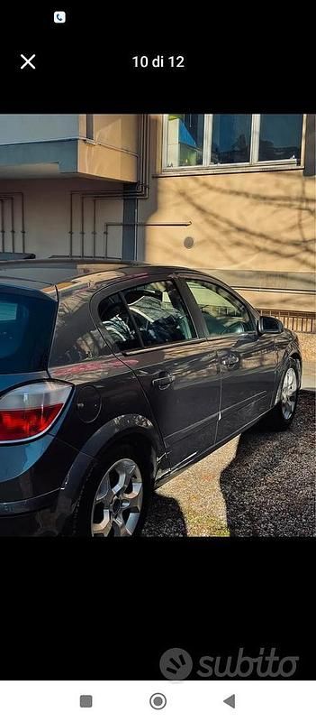 Usata Opel Astra 2005 Grigio Berlina