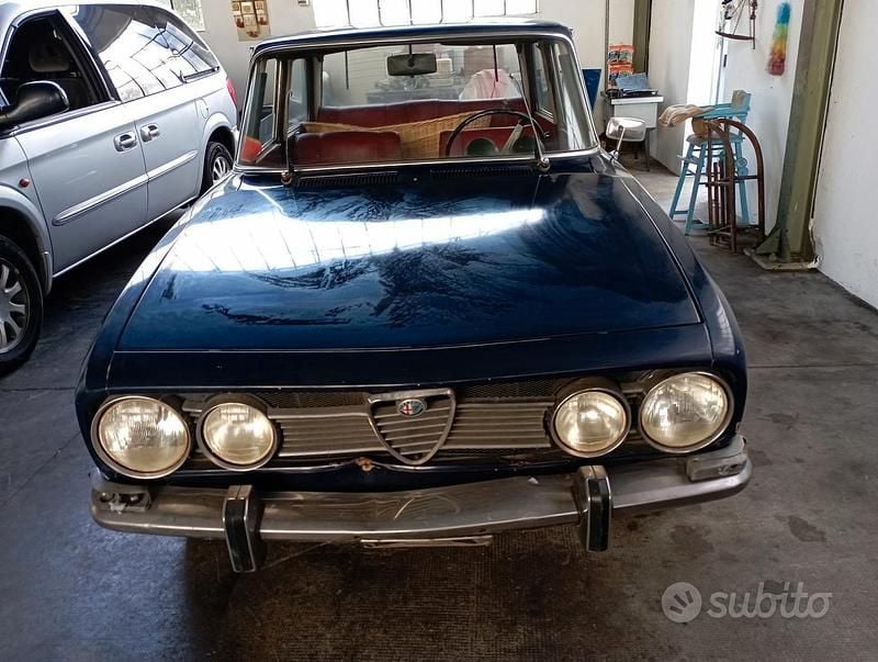 Usata Alfa Romeo 1750 1960 Blu Berlina
