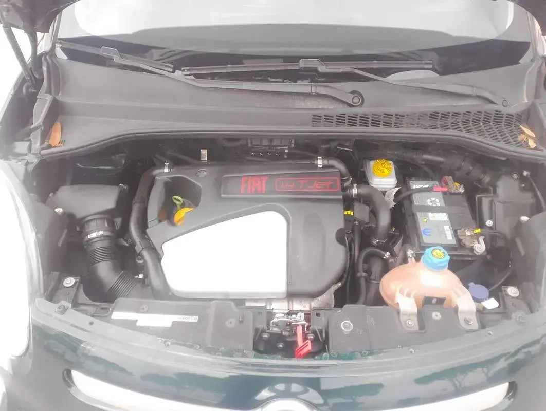 Usata Fiat 500L Trekking 120 CV (88 kW) 2015 Verde Monovolume