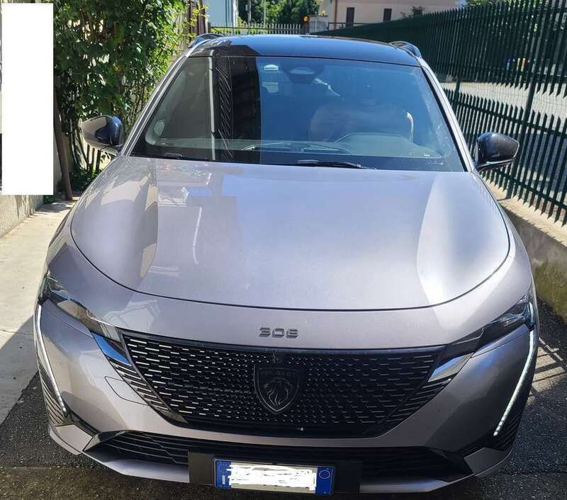 Grigio Usata 2023 Peugeot 308 GT Station wagon | 29.500 € (Molto cara) - Immagine 1/4