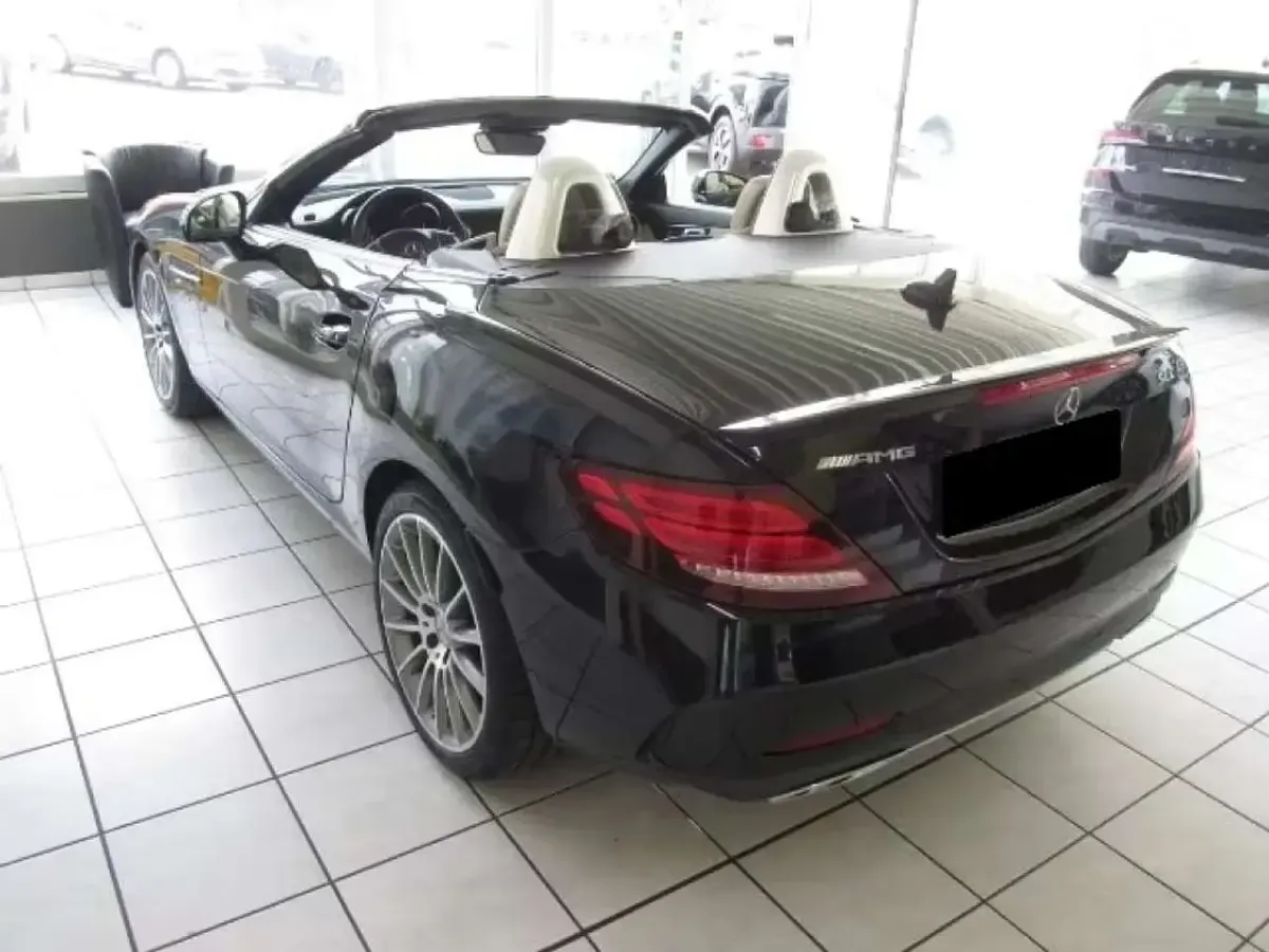 Usata Mercedes SLC43 AMG AMG 390 CV (286 kW) 2019 Nero ossidiana Cabrio