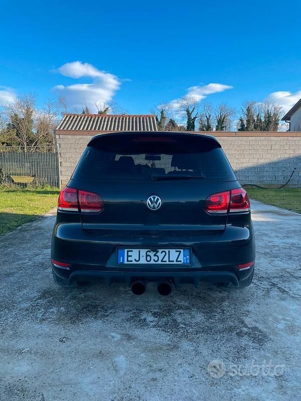 Usata VW Golf VI 140 CV (102 kW) 2011 Nero Utilitaria