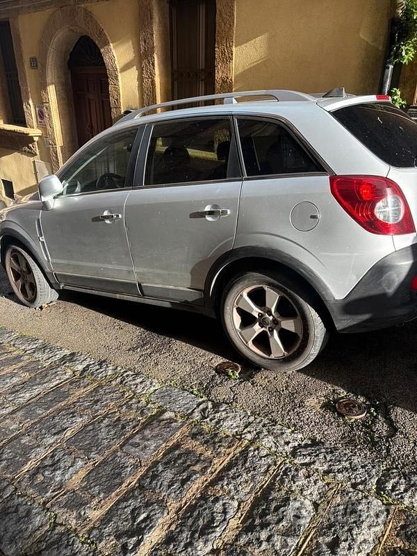 Usata Opel Antara 150 CV (110 kW) 2009 Grigio SUV
