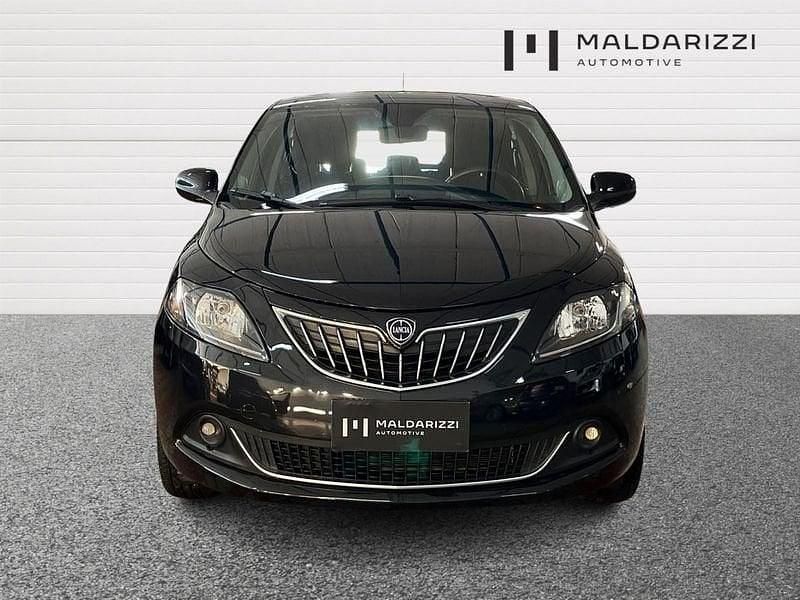 Usata Lancia Ypsilon Gold 69 CV (50 kW) 2022 Nero Utilitaria