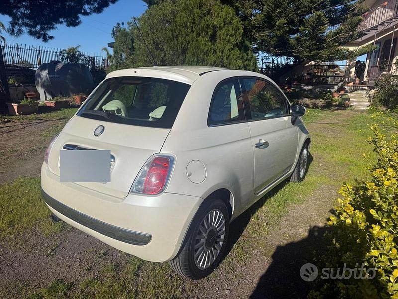 Usata Fiat 500 75 CV (55 kW) 2008 Bianco Utilitaria