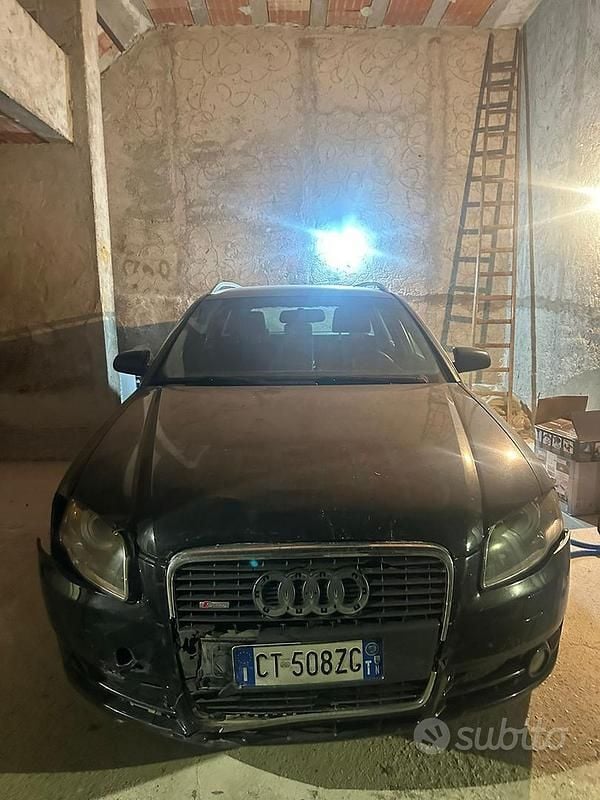Nero Usata 2005 Audi A4 S-Line Tre volumi | 1000 € (Super prezzo) - Immagine 1/4