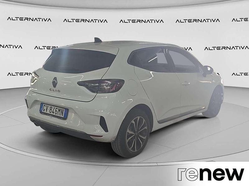 Usata Renault Clio V Techno 91 CV (66 kW) 2024 Generico Berlina