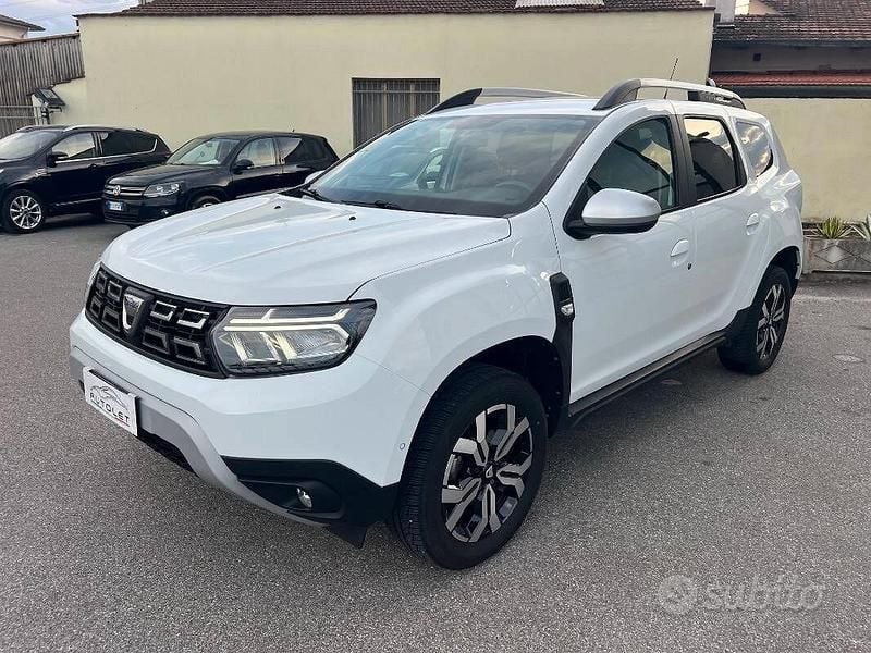 Usata Dacia Duster Prestige 101 CV (74 kW) 2022 Bianco SUV