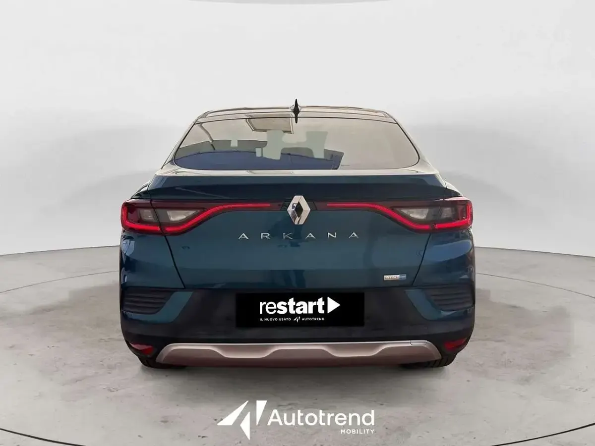 Usata Renault Arkana Intens 145 CV (106 kW) 2022 Blu SUV