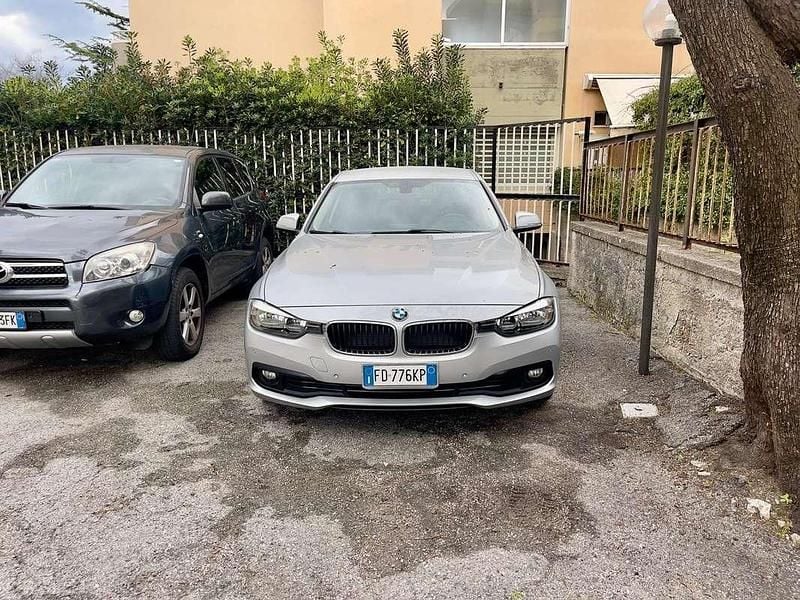 Usata BMW 316 Advantage 116 CV (85 kW) 2016 Argento Berlina