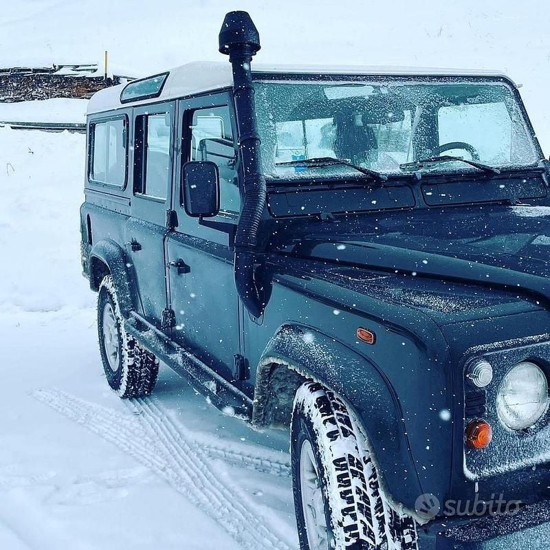 Usata Land Rover Defender 68 CV (50 kW) 2004 Verde SUV