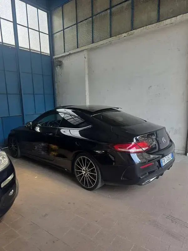 Usata Mercedes C220 Executive 194 CV (142 kW) 2018 Coupé