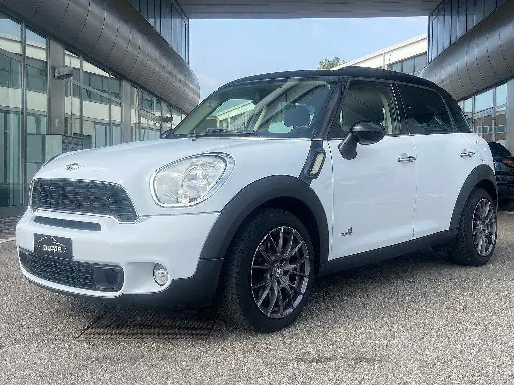 Usata Mini Cooper S Countryman 184 CV (135 kW) 2011 Bianco SUV