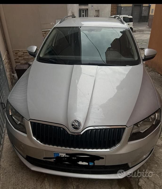Usata Skoda Octavia 105 CV (77 kW) 2016 Utilitaria