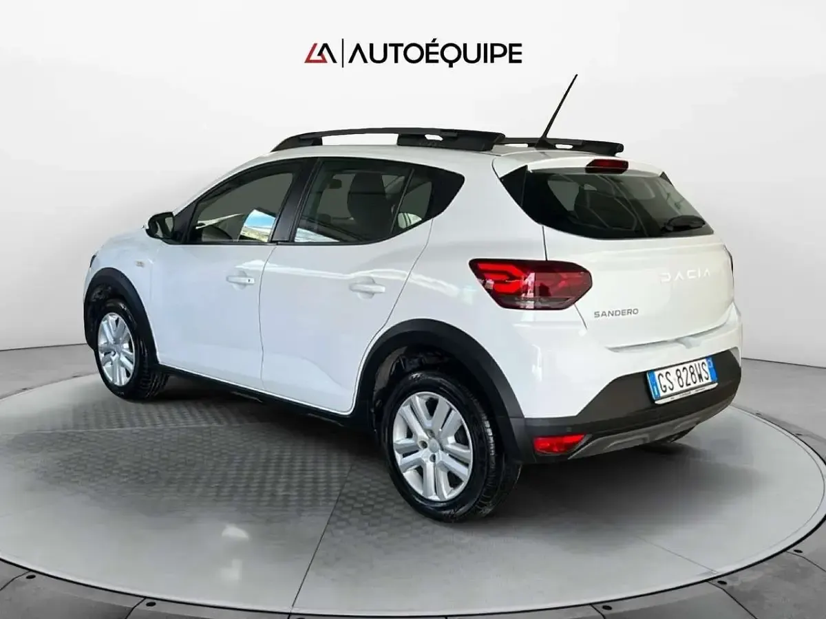 Usata Dacia Sandero Expression 101 CV (74 kW) 2024 Bianco Berlina