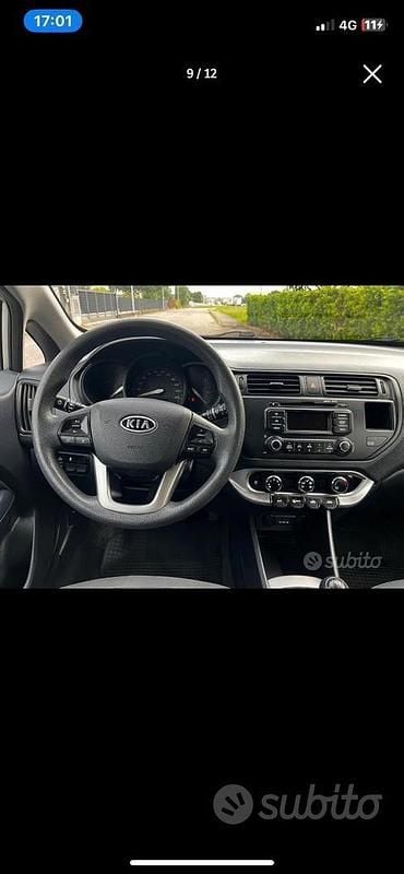 Usata Kia Rio 85 CV (62 kW) 2012 Berlina