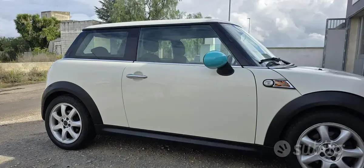 Usata Mini Cooper 88 CV (64 kW) 2011 Utilitaria