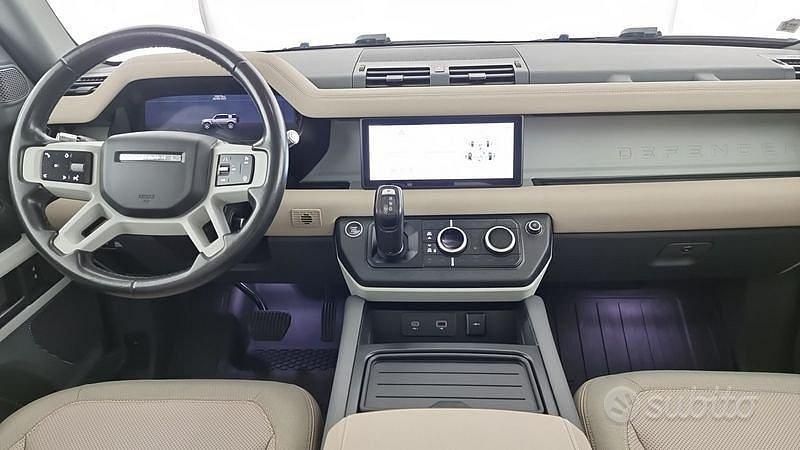 Usata Land Rover Defender First Edition 400 CV (294 kW) 2020 Verde SUV