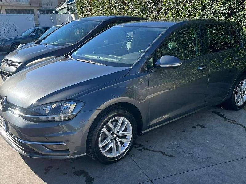 Usata VW Golf VII Business 116 CV (85 kW) 2018 Grigio Berlina