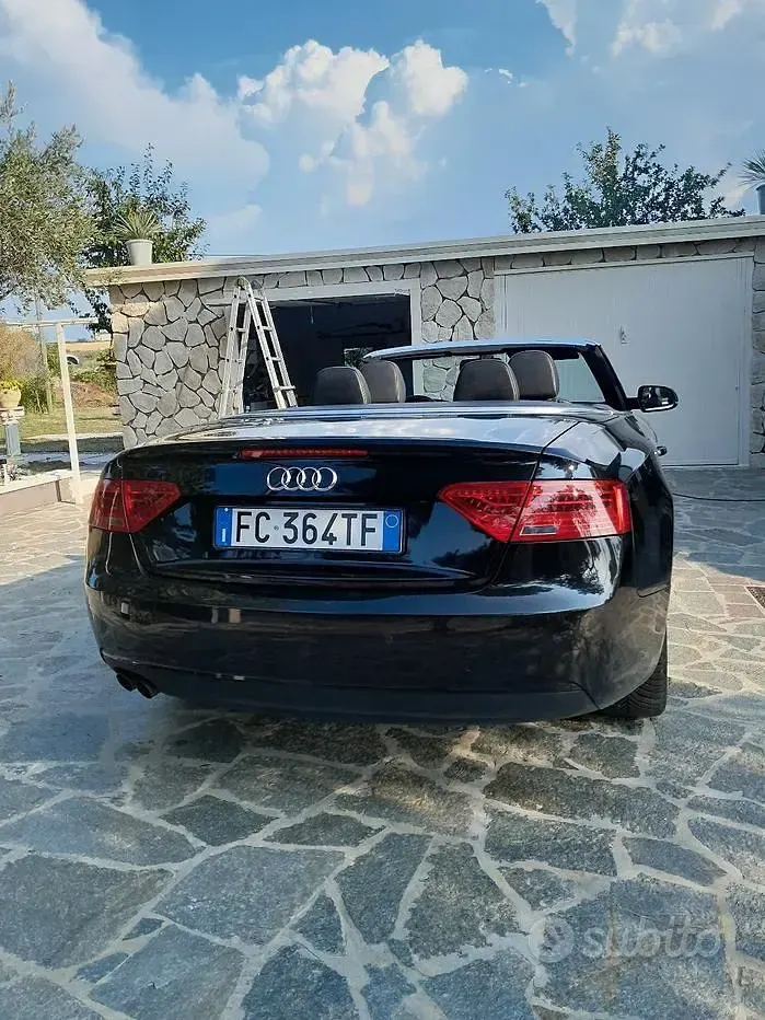Usata Audi A5 Cabriolet Advanced 177 CV (130 kW) 2013 Nero Cabrio