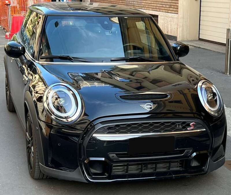 Nero Usata 2022 Mini Cooper S Classic Due volumi | 26.500 € (Ottimo prezzo) - Immagine 1/2