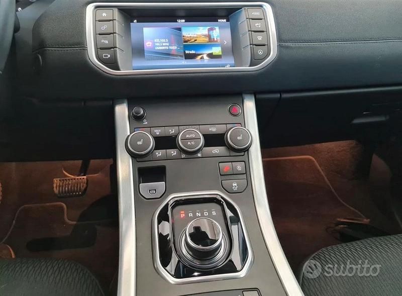 Usata Land Rover Range Rover evoque 150 CV (110 kW) 2018 Nero