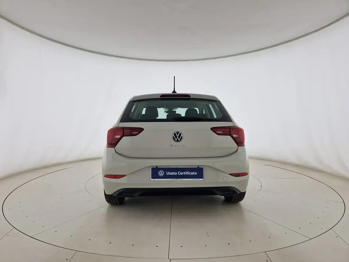 Usata VW Polo Life 95 CV (69 kW) 2023 Ascot grey Utilitaria