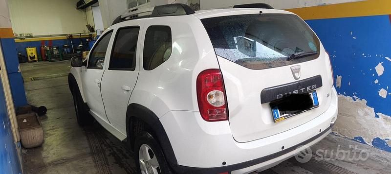 Usata 2010 Dacia Duster Lauréate SUV | 5500 € (Buon prezzo) - Immagine 1/4