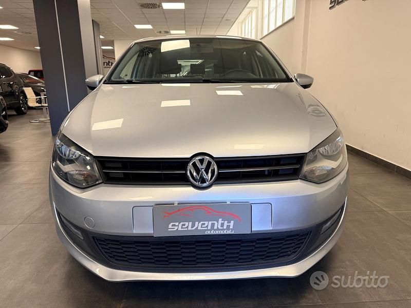 Usata VW Polo 75 CV (55 kW) 2014 Grigio Berlina