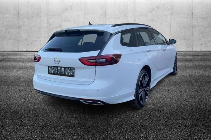 Usata Opel Insignia Ultimate 200 CV (147 kW) 2022 Bianco Station wagon