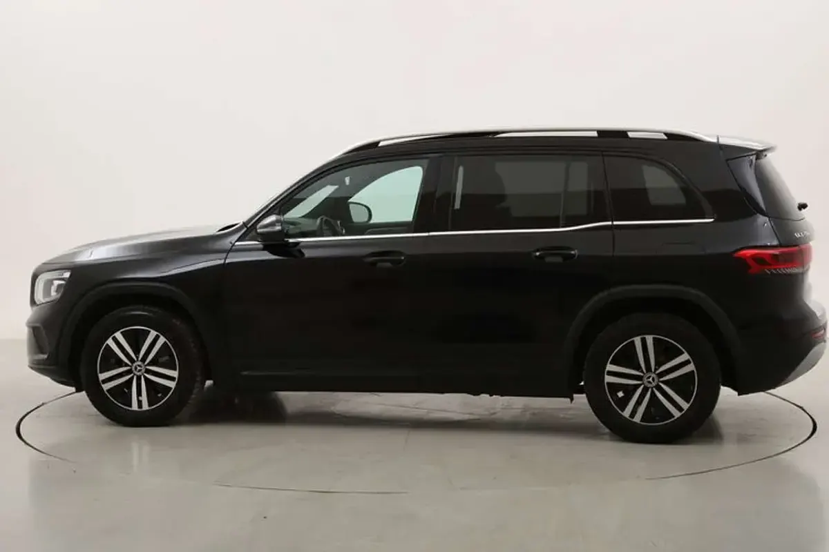 Usata Mercedes GLB200 Business 150 CV (110 kW) 2021 Nero SUV