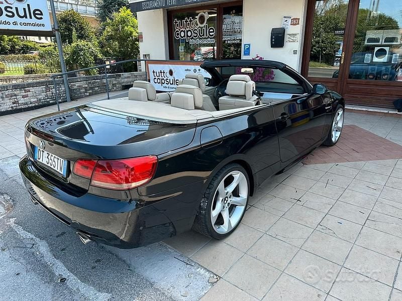 Usata BMW 320 Cabriolet 177 CV (130 kW) 2009 Nero Cabrio