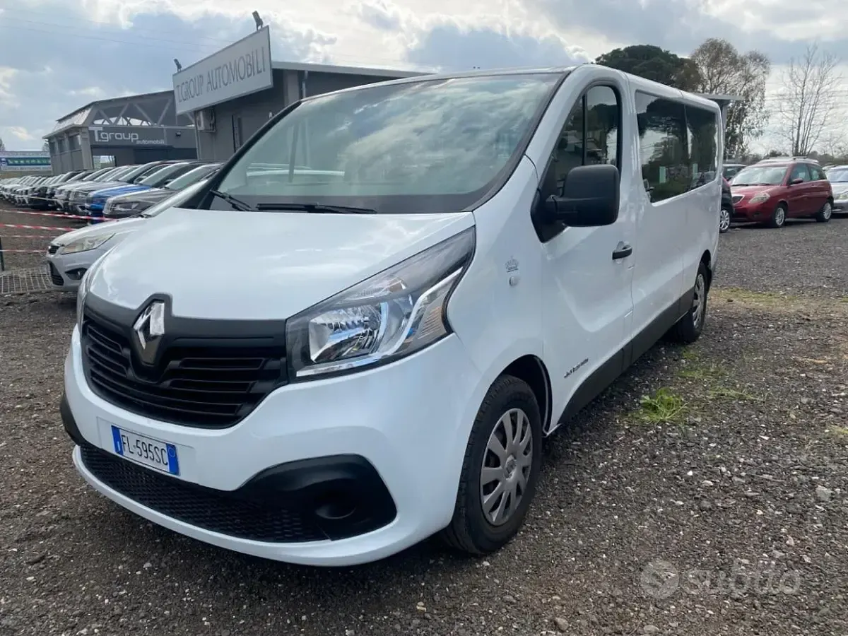Usata Renault Trafic 125 CV (91 kW) 2017 Bianco Monovolume