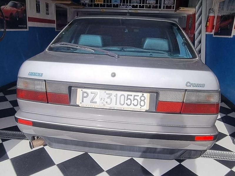 Usata Fiat Croma 155 CV (114 kW) 1991 Grigio Berlina