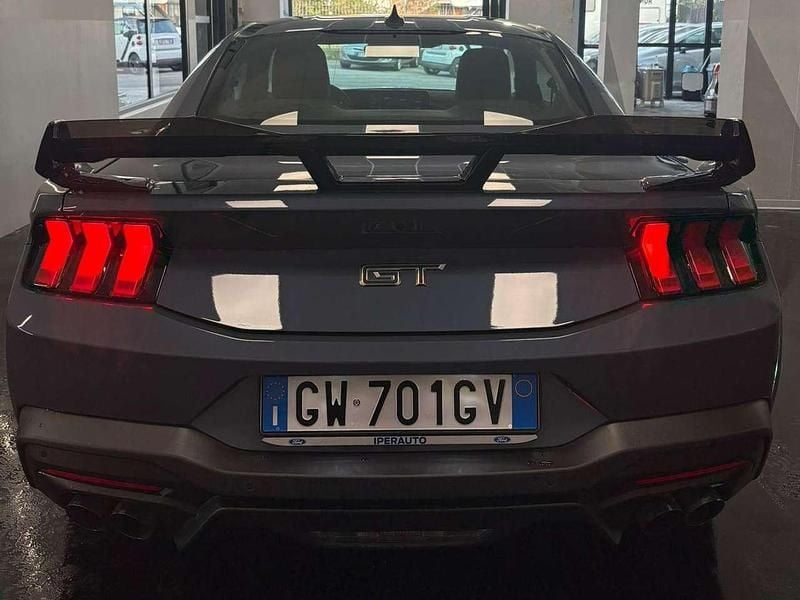 Usata Ford Mustang GT Fastback 446 CV (328 kW) 2024 Turchese Coupé