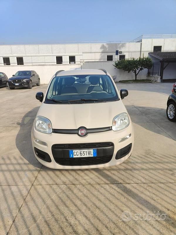 Usata Fiat Panda 69 CV (50 kW) 2014 Beige Utilitaria