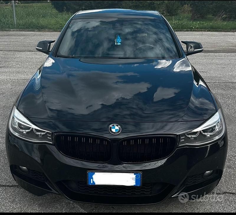 Usata 2015 BMW 318 Gran Turismo Comfort Edition Tre volumi | 12.000 € (Buon prezzo) - Immagine 1/4